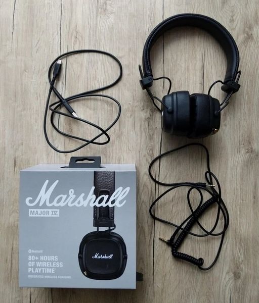 Бездротові накладні Bluetooth-навушники Marshall Major IV Black Що таке Навушники Marshall Major IV Bluetooth Black? Зустрічайте Major IV, культові навушники від Marshall з понад 80 годин автономного відтворення, бездротовою зарядкою та новим покращеним е Major IV фото