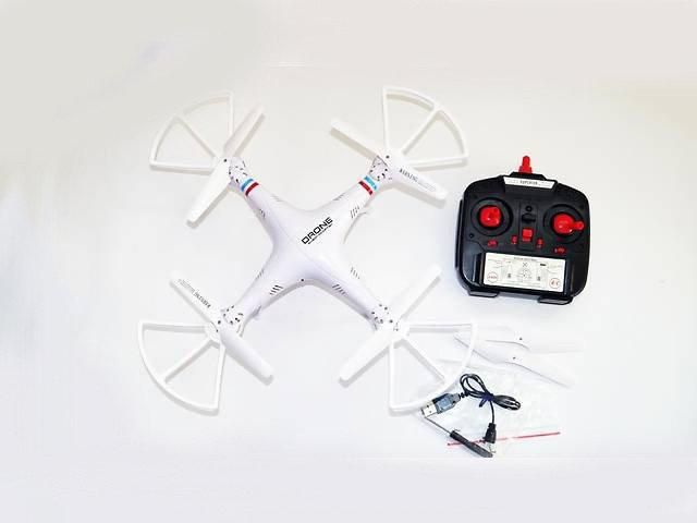 Квадрокоптер профессиональный drone 1 million c HD камерой для аэрофотосъемки, Радиоуправляемый коптер . 5474498 фото